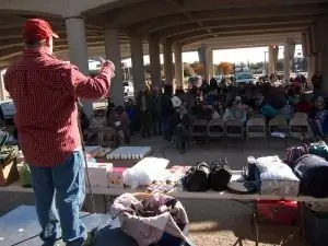 церковь под мостом