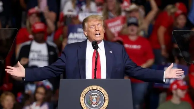 Трамп, кажется, заботится о мертвых больше, чем о живых