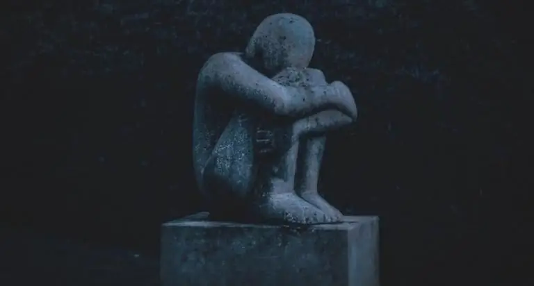 3 Учения мудрости, которые помогают мне пережить горе