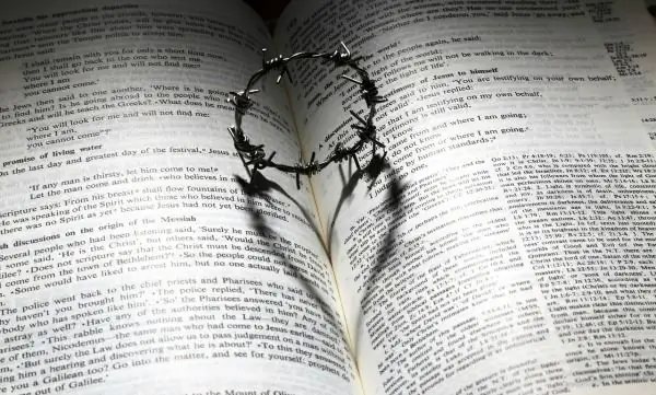 Пасторы объединяются, чтобы осудить нападение церквей на прогрессивное христианство