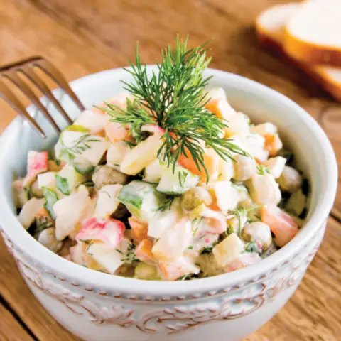 Карамелизированное пюре из брюссельской капусты с курицей кордон блю
