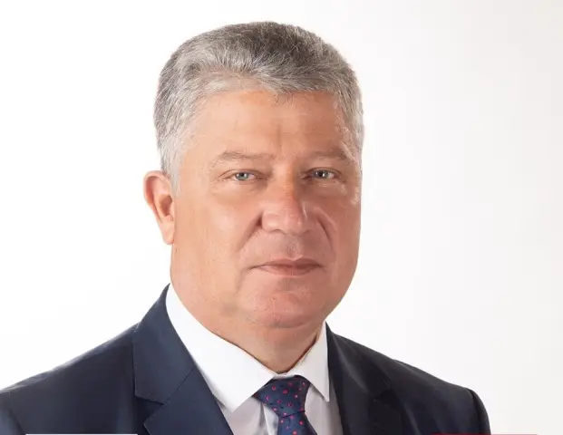 Совет спросил: “как мне отблагодарить за одежду друга?”