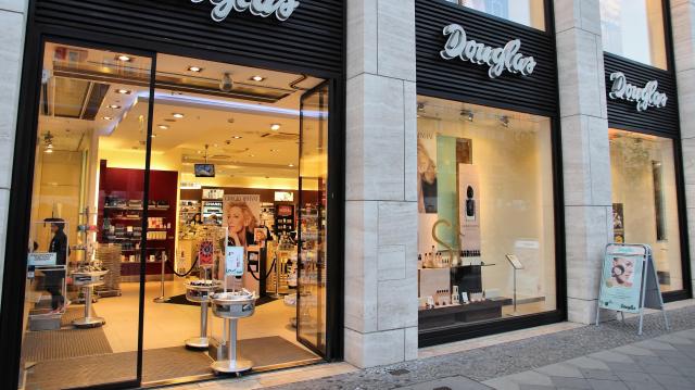 Новая Рекомендация призывает к 30-60 секундам задержки в зажиме пуповины после рождения