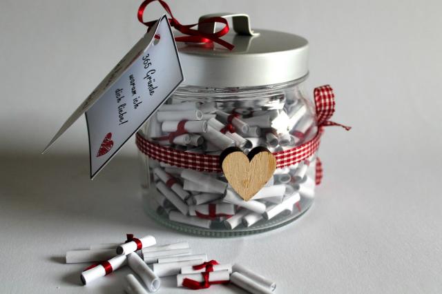 Подарки для бабушек и дедушек, у которых достаточно макаронных ожерелий