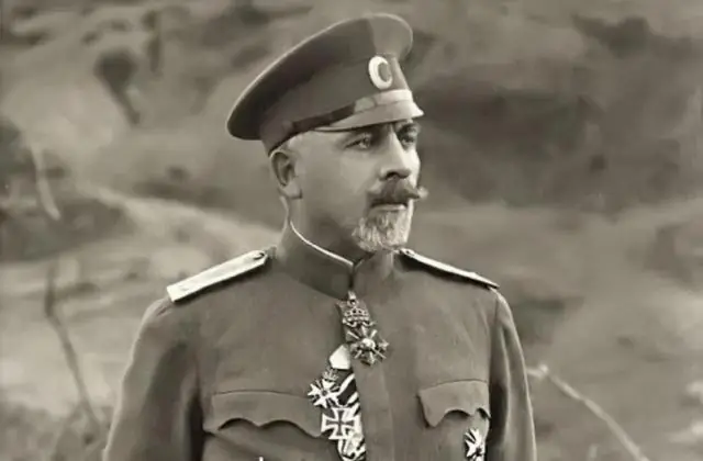 Ленин, Тилла и глинтвейн в доме, где всегда Рождество