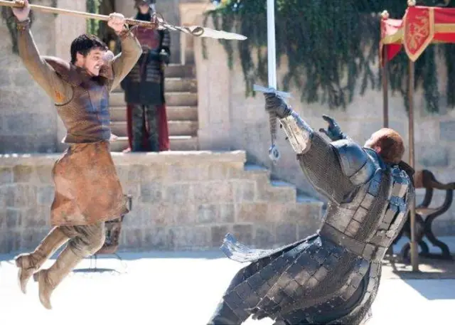 Как «Игра престолов» говорит о недавнем насилии в Шарлоттсвилле