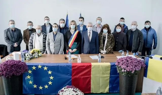 Первый боснийский мэр в хиджабе меняет отношение