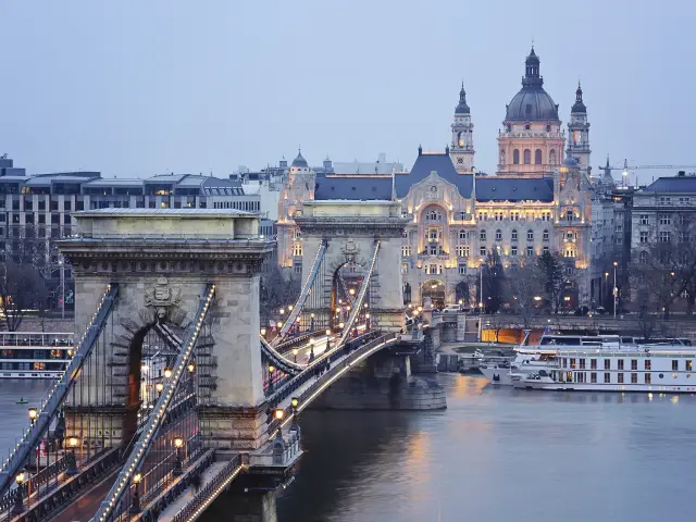 Почему Америка не любит Европу?