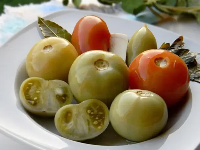 Спросите Итана: как может вращаться сингулярность черной дыры?