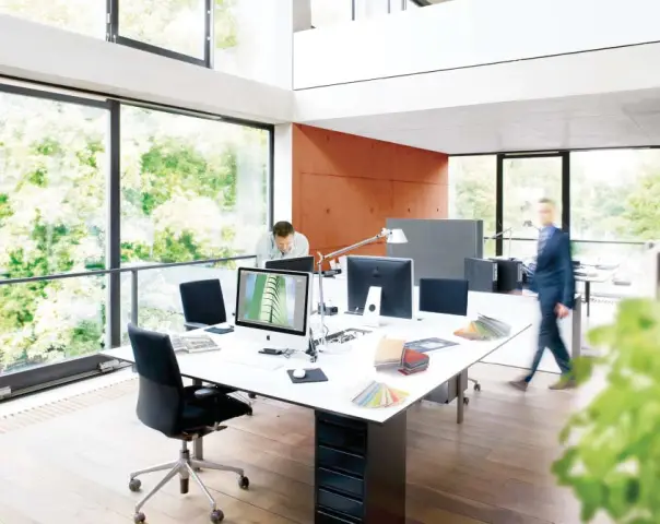 Настраиваемый «умный стол» для количественной оценки себя