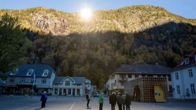 Норвежский город построил собственное искусственное солнце