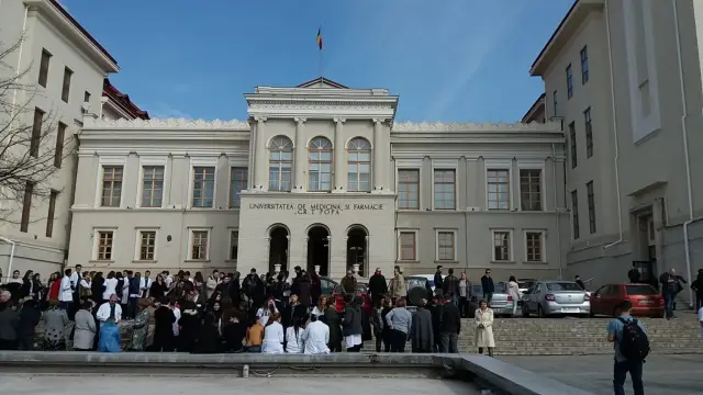 Использование «голограмм» на лекциях в медицинских школах