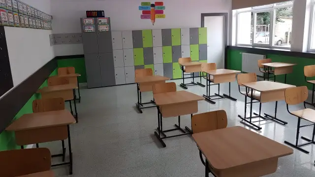 Улучшенная эргономика в классе для детей