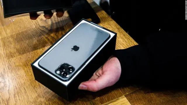 Эта самособирающаяся 3D-батарея может зарядить ваш телефон за считанные секунды