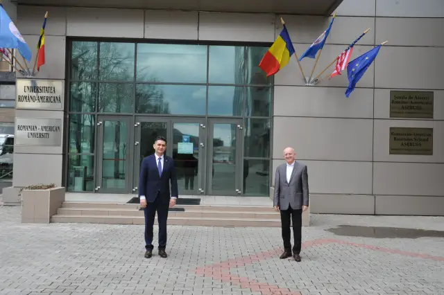 Uniqlo ищет нишу на американском рынке одежды