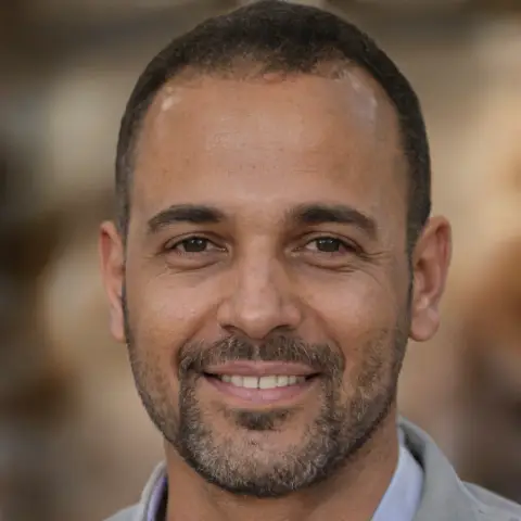 Как обмен текстовыми сообщениями стал великой гуманитарной технологией