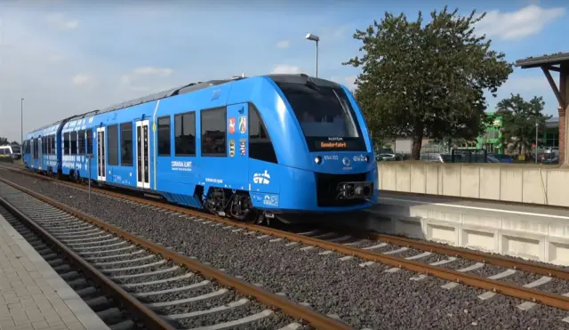 Германия делает ставку на первый в мире поезд с нулевым уровнем выбросов